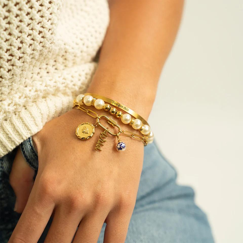 18K Gold Bee Pendant