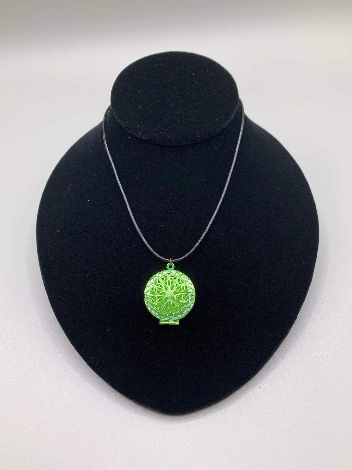 Colored Diffuser Locket Necklaces - Winks Design Studio,LLC