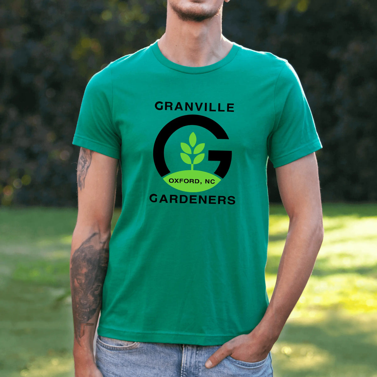 White solid short sleeve gardener&