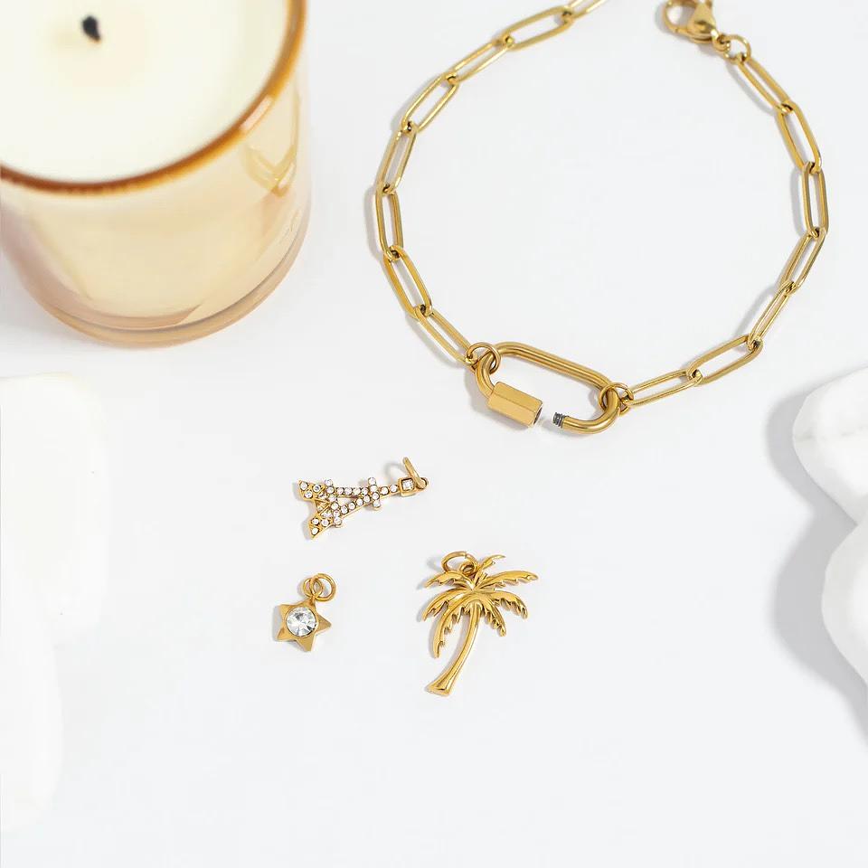 18K Gold Paperclip Carabiner Bracelet